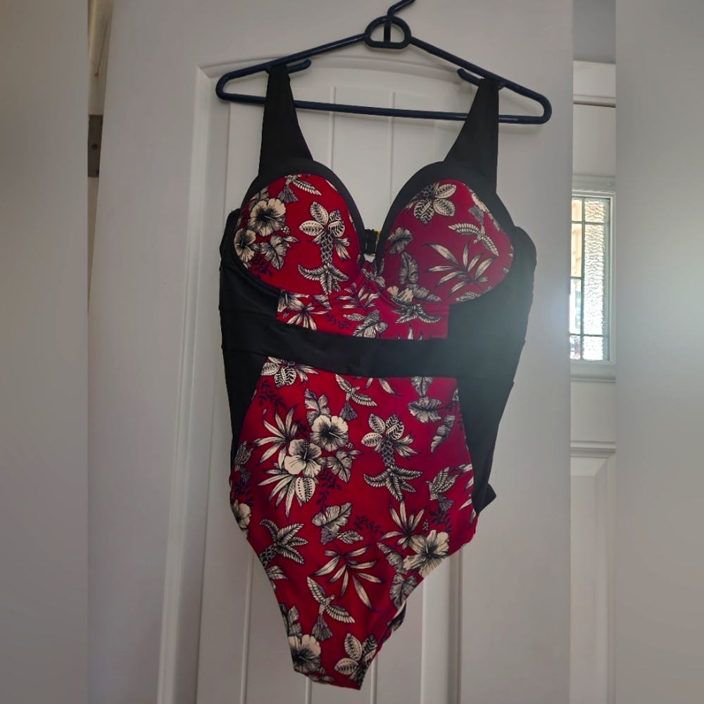 Womens swim suit